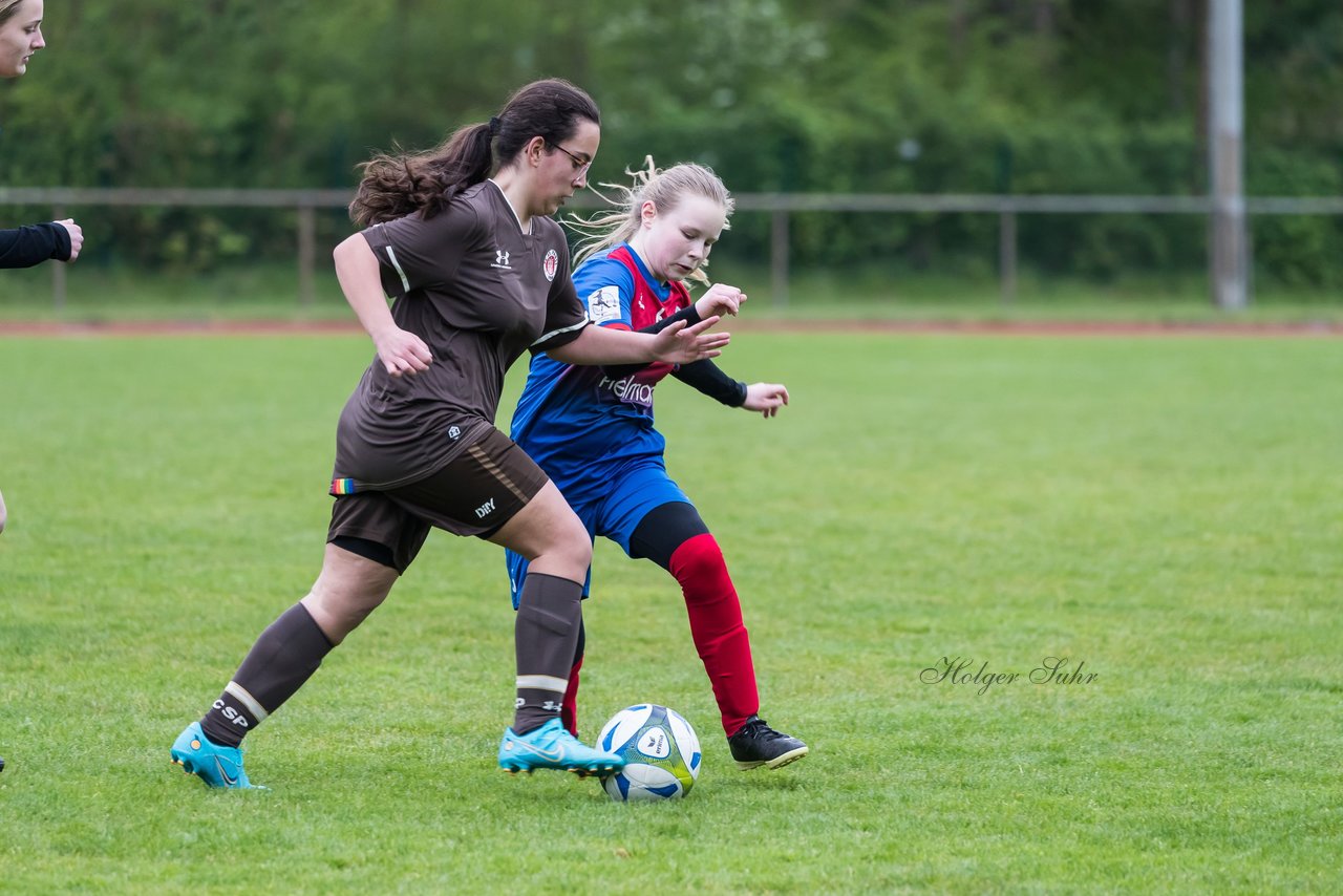 Bild 272 - wCJ VfL Pinneberg3 - St.Pauli : Ergebnis: 2:1